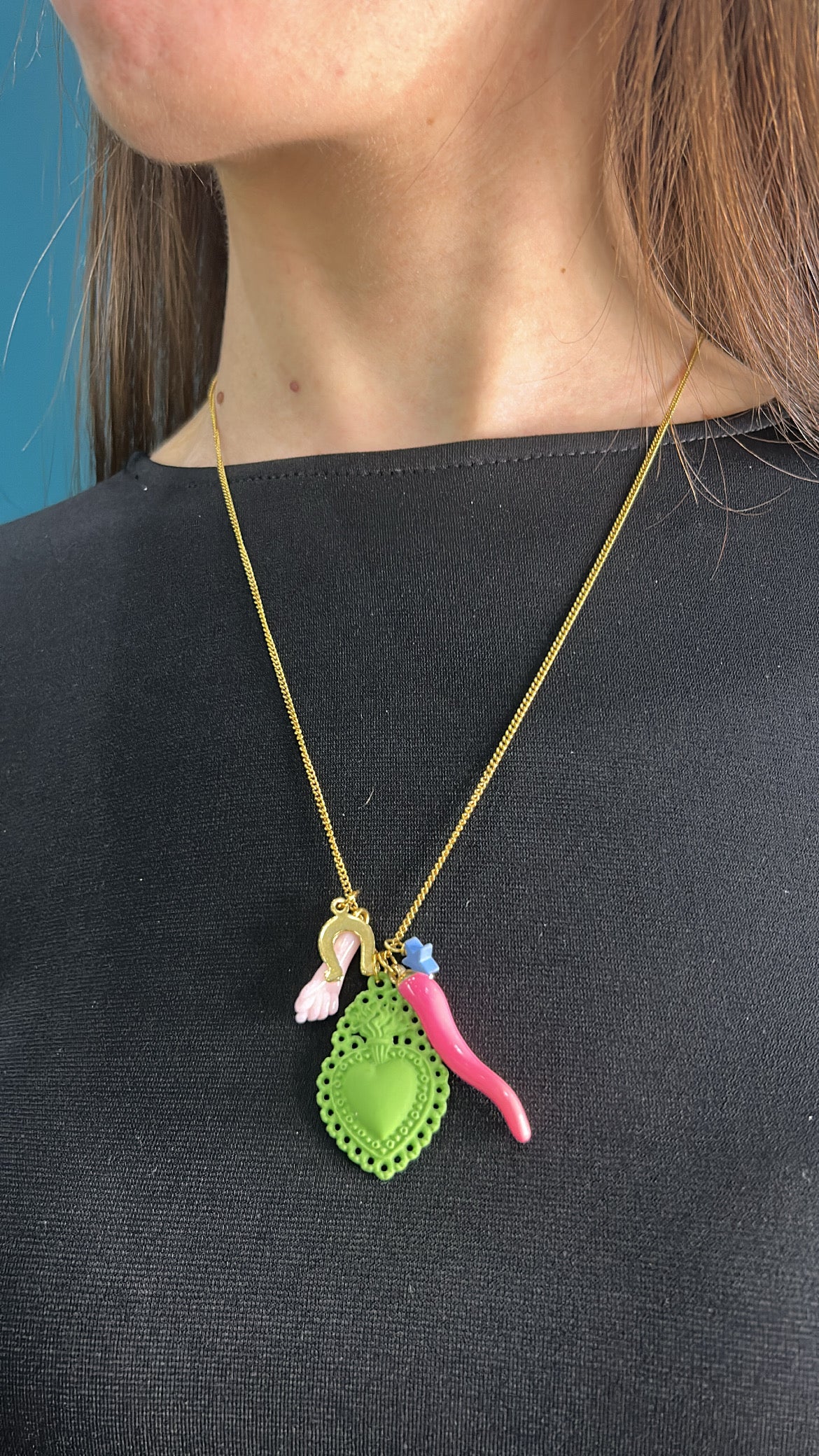 Collana in acciaio della serie "Dillo con un bijoux"